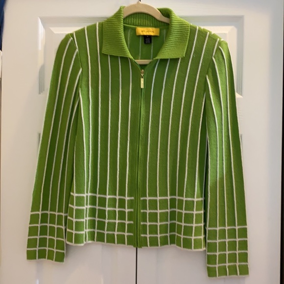 ST. JOHN Green w/White Stripes Sweater Set - Picture 10 of 14